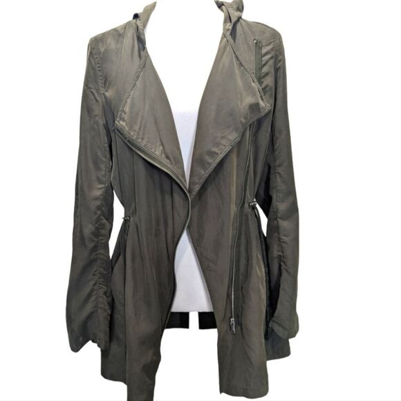 Divided Jackets & Blazers - Divided by h&m army green jacket with hood size 6
